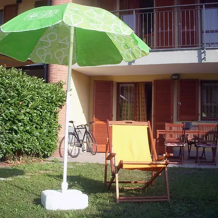 Bike Bed & Breakfast Vernate